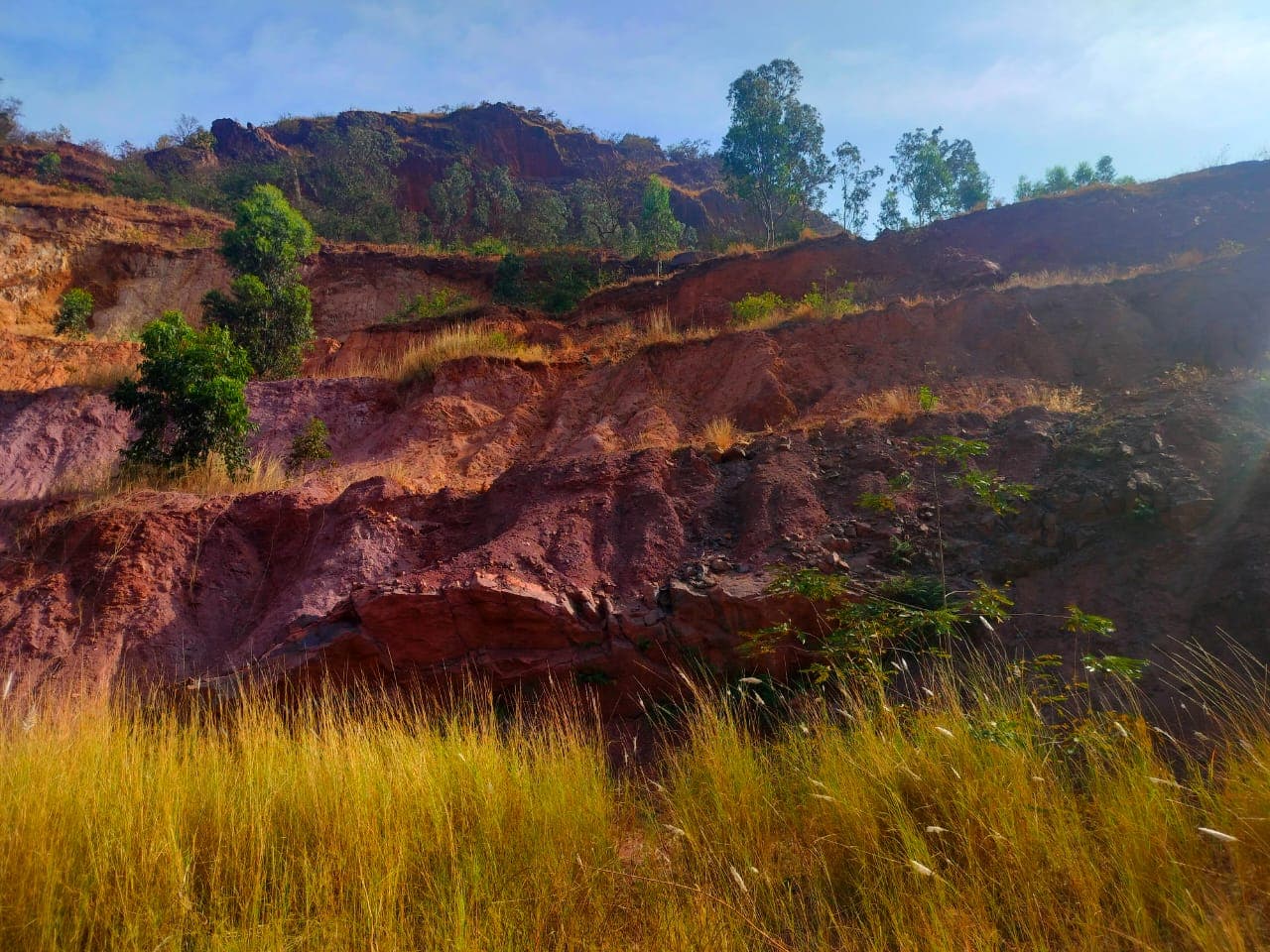 Navulatti Iron Ore Mine — site view